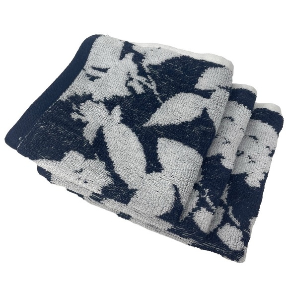 Lauren Ralph Lauren Sanders Club Navy Floral set of 3  Wash cloths NWT - Picture 3 of 4